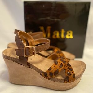 Mata Animal Print Laura Wedge Heel Adjustable Buckle Sandal Women’s Size 6.5